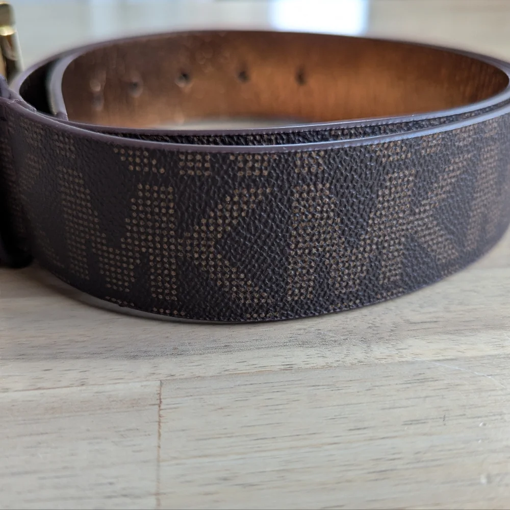 Michael Kors‎ Women's MK Signature Hamilton Lock Monogram Belt Chocolate
